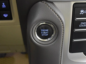 Внедорожник Toyota Land Cruiser Prado 2019 года, 6270000 рублей, Казань