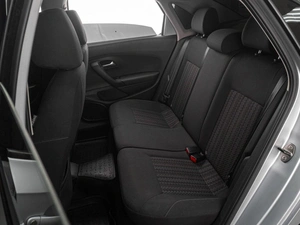Седан Volkswagen Polo 2016 года, 1049000 рублей, Тюмень
