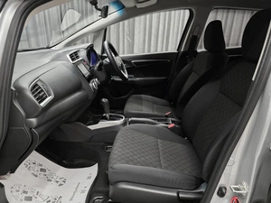 Хетчбэк Honda Fit 2014 года, 929000 рублей, Красноярск