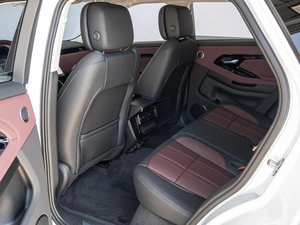 Внедорожник Land Rover Range Rover Evoque 2025 года, 5850000 рублей, Краснодар