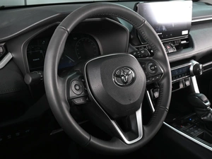 Внедорожник Toyota RAV4 2025 года, 4299000 рублей, Ростов-на-Дону
