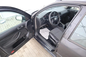 Хэтчбек Volkswagen Golf 2000 года, 349000 рублей, Обнинск