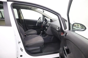 Хэтчбек Opel Corsa 2011 года, 685000 рублей, Брянск