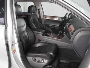 Внедорожник Volkswagen Touareg 2010 года, 1650000 рублей, Минеральные Воды