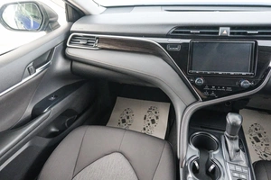 Седан Toyota Camry 2017 года, 2699000 рублей, Красноярск