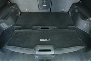 Внедорожник Nissan Rogue 2017 года, 1899000 рублей, Омск