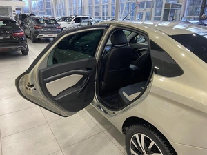 Седан ВАЗ (LADA) Vesta 2017 года, 920000 рублей, Орёл