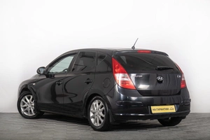 Хетчбэк Hyundai i30 2009 года, 709000 рублей, Томск