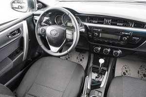 Седан Toyota Corolla 2013 года, 1299000 рублей, Красноярск