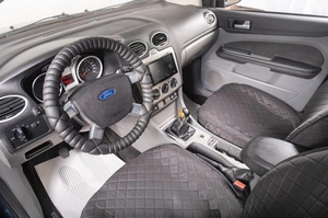 Хетчбэк Ford Focus 2010 года, 599000 рублей, Томск