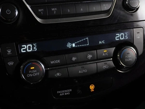 Внедорожник Nissan X-Trail 2019 года, 1979000 рублей, Воронеж