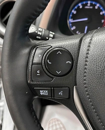Внедорожник Toyota RAV4 2017 года, 2597000 рублей, Красноярск