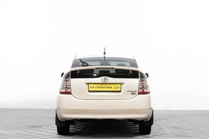 Лифтбек Toyota Prius 2007 года, 679000 рублей, Барнаул