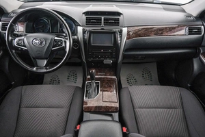 Седан Toyota Camry 2016 года, 1979000 рублей, Красноярск