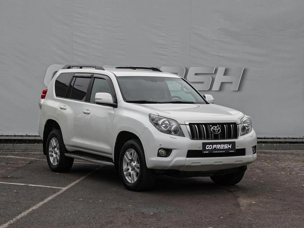 Внедорожник Toyota Land Cruiser Prado 2012 года, 2625000 рублей, Волгоград