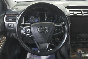 Седан Toyota Camry 2016 года, 2049000 рублей, Новокузнецк