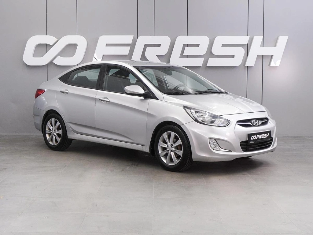 Седан Hyundai Solaris 2011 года, 699000 рублей, Воронеж