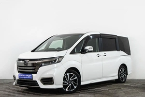 Минивэн Honda Stepwgn 2018 года, 2449000 рублей, Сургут