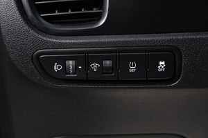 Седан Kia Rio 2018 года, 1589000 рублей, Новосибирск