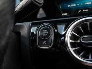 Седан Mercedes-benz CLA-класс 2020 года, 3100000 рублей, Краснодар
