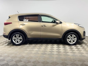 Внедорожник Kia Sportage 2016 года, 1889900 рублей, Казань