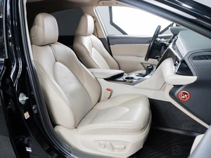 Седан Toyota Camry 2018 года, 3199000 рублей, Тюмень