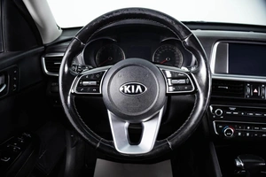 Седан Kia Optima 2018 года, 2099000 рублей, Пермь