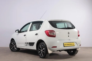 Хетчбэк Renault Sandero 2016 года, 799000 рублей, Новосибирск