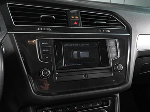 Внедорожник Volkswagen Tiguan 2017 года, 2019000 рублей, Ростов-на-Дону