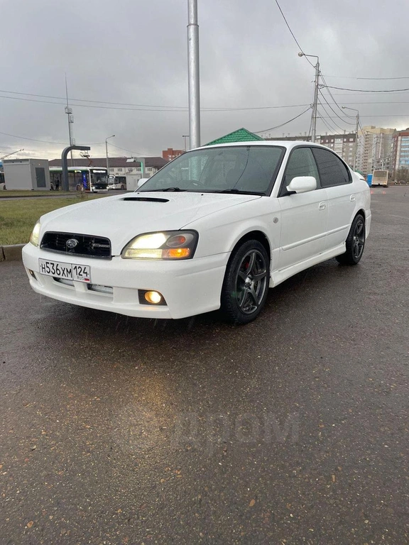Седан Subaru Legacy 2001 года, 600000 рублей, Красноярск