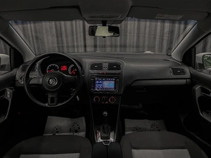 Седан Volkswagen Polo 2012 года, 799000 рублей, Красноярск