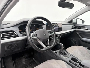 Седан Volkswagen Lavida 2022 года, 2625000 рублей, Орёл