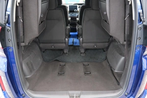 Минивэн Honda Freed 2017 года, 1729000 рублей, Омск