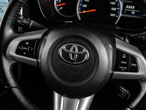 Хетчбэк Toyota Tank 2019 года, 1449000 рублей, Тюмень