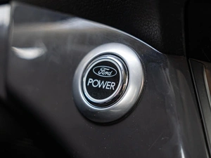 Внедорожник Ford Kuga 2013 года, 1195000 рублей, Краснодар