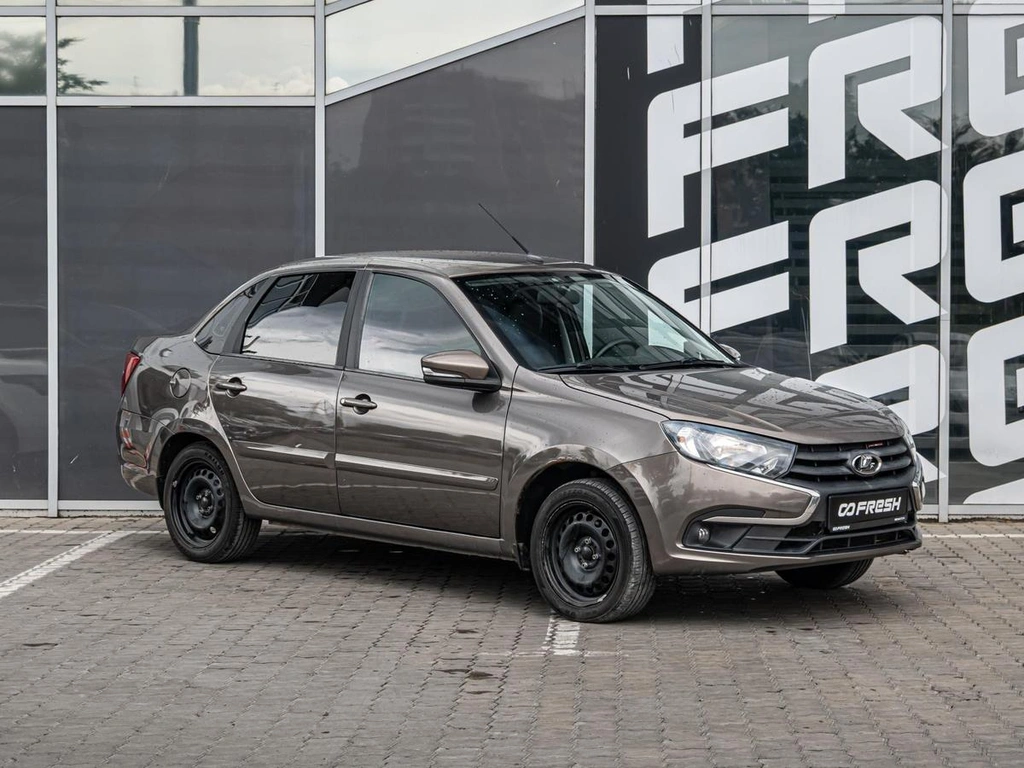 Седан ВАЗ (LADA) Granta 2018 года, 700000 рублей, Краснодар