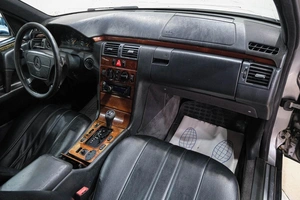Седан Mercedes-benz E-класс 1998 года, 499000 рублей, Новокузнецк