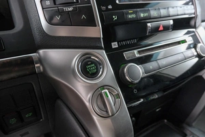 Внедорожник Toyota Land Cruiser 2012 года, 3799000 рублей, Красноярск