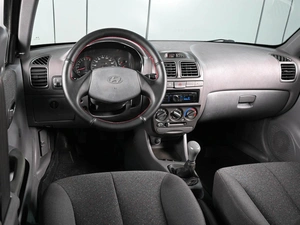 Седан Hyundai Accent 2011 года, 649000 рублей, Аксай