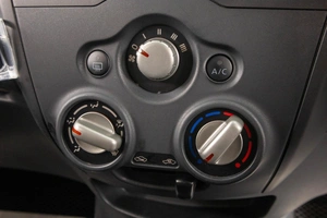 Хетчбэк Nissan Note 2017 года, 959000 рублей, Барнаул
