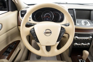 Седан Nissan Teana 2011 года, 999000 рублей, Барнаул