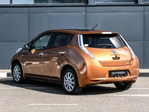 Хетчбэк Nissan Leaf 2016 года, 1197000 рублей, Кирилловка