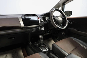 Универсал Honda Fit Shuttle 2011 года, 949000 рублей, Новосибирск