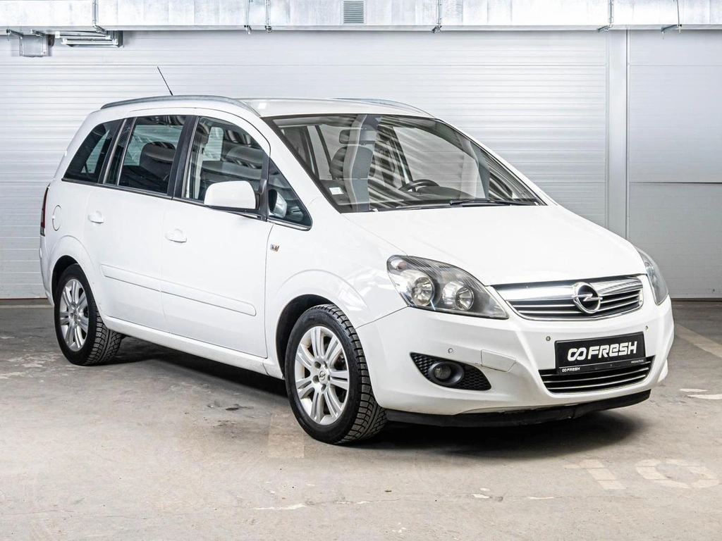 Минивэн Opel Zafira 2012 года, 708000 рублей, Ставрополь
