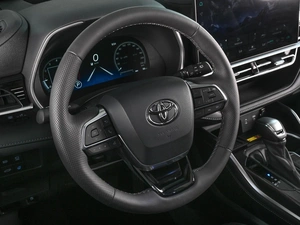 Внедорожник Toyota Highlander 2026 года, 5899000 рублей, Ростов-на-Дону