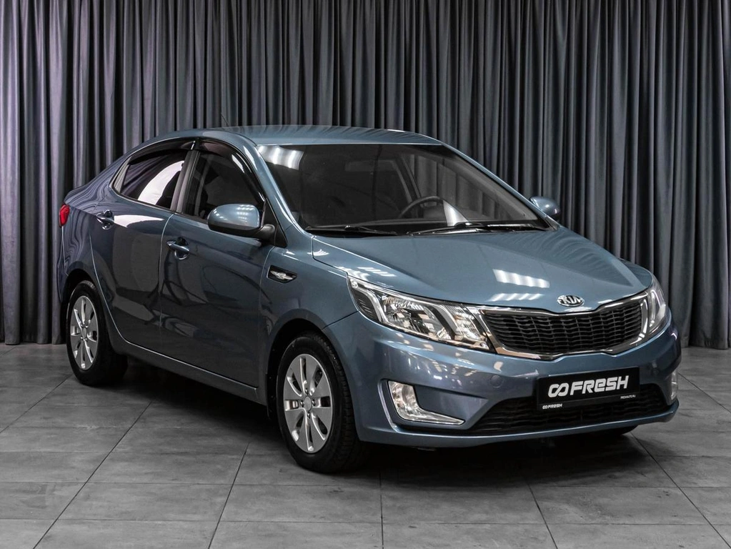Седан Kia Rio 2014 года, 899000 рублей, Тюмень