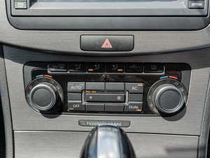 Универсал Volkswagen Passat 2011 года, 1099000 рублей, Краснодар