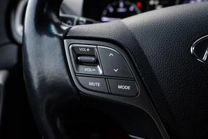 Внедорожник Hyundai Santa Fe 2017 года, 2350000 рублей, Ульяновск