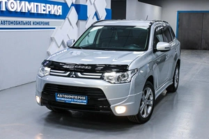 Внедорожник Mitsubishi Outlander 2013 года, 1598000 рублей, Солонцы