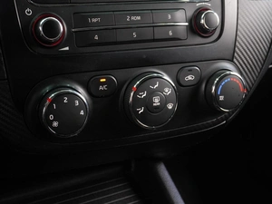 Седан Kia Cerato 2013 года, 1129000 рублей, Воронеж